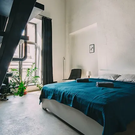 Апартаменты Old Factory Loft Aprtment L39 *