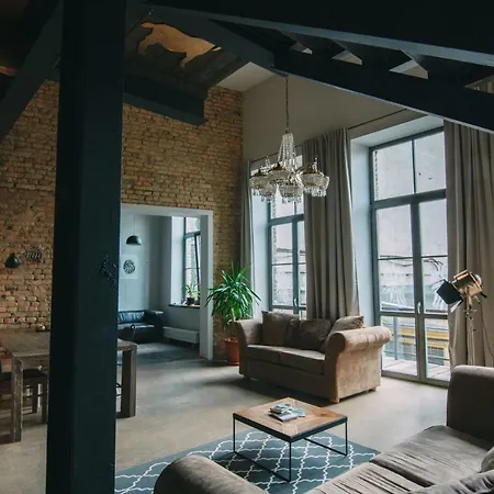 Old Factory Loft Aprtment L39 Апартаменты Рига